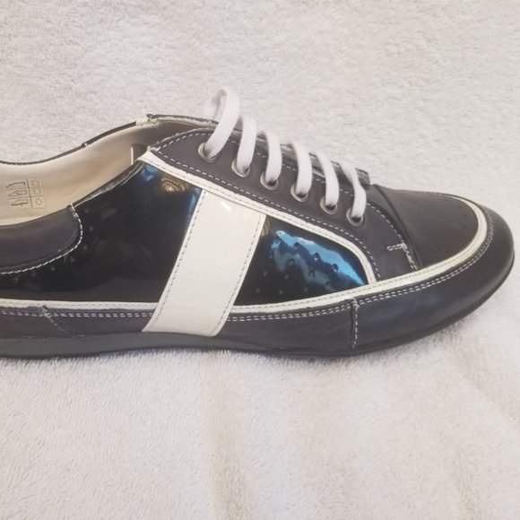 Mens brand new leather blue/white runners. - Picture 3 of 9